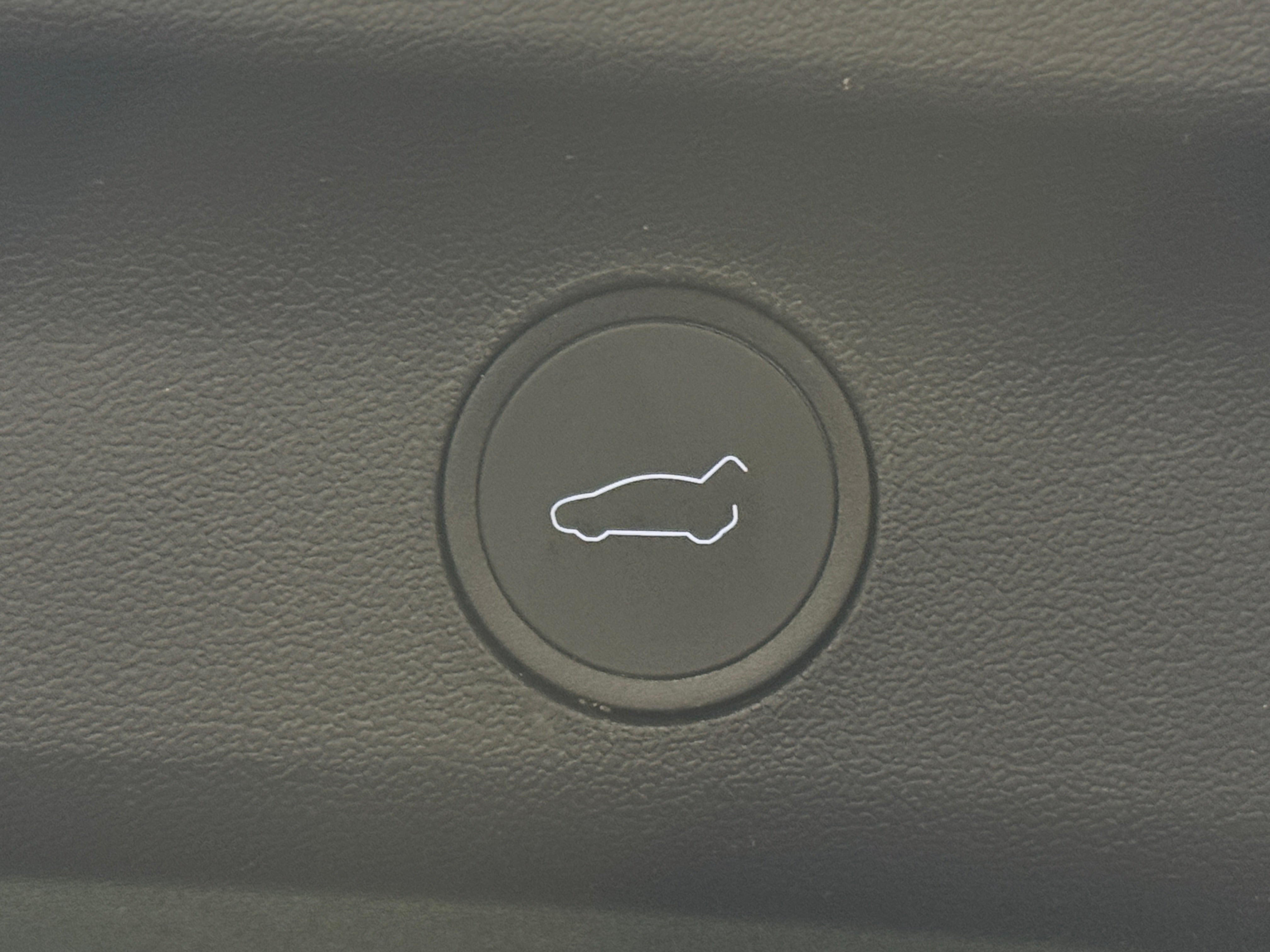 tesla model y 2023 7SAYGDED6PF968555 image tesla model y 2023 7SAYGDED6PF968555 image